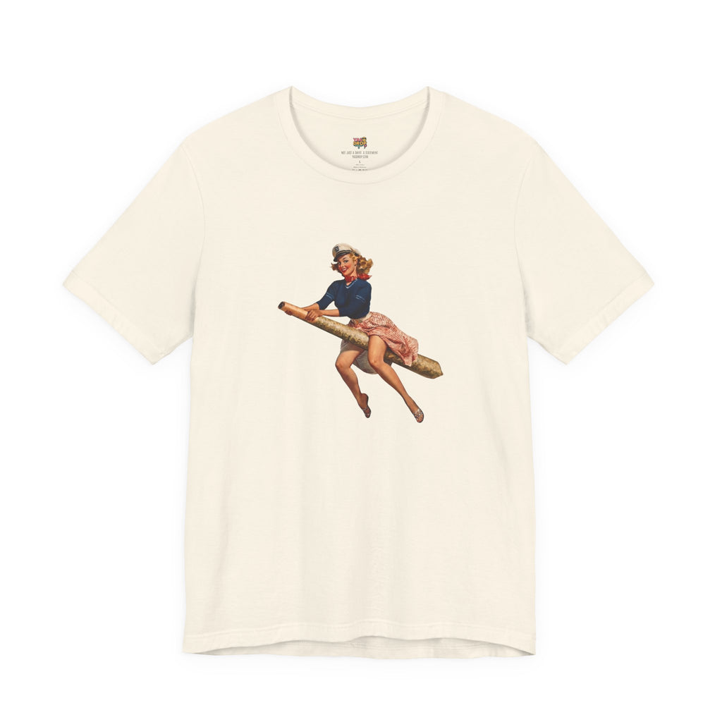 Retro Pin-Up Graphic Tee - Ironic Vintage Streetwear T-Shirt