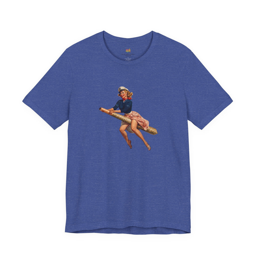 Retro Pin-Up Graphic Tee - Ironic Vintage Streetwear T-Shirt