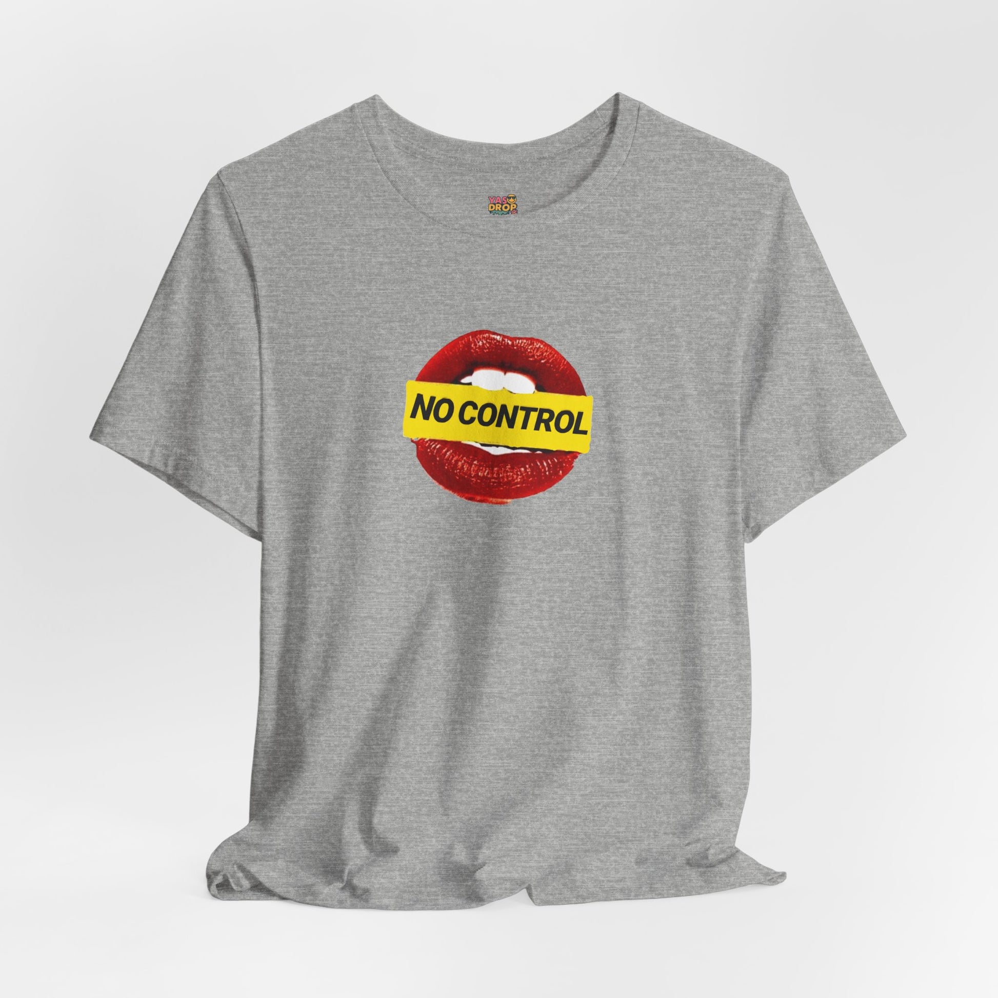 "No Control" Graphic Tee – Aesthetic Y2K Streetwear Graphic T-Shirt