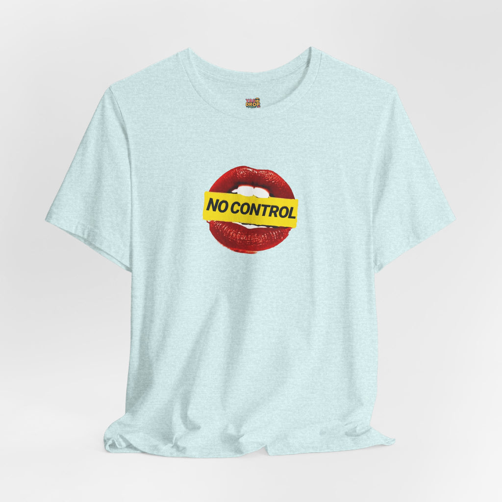 "No Control" Graphic Tee – Aesthetic Y2K Streetwear Graphic T-Shirt