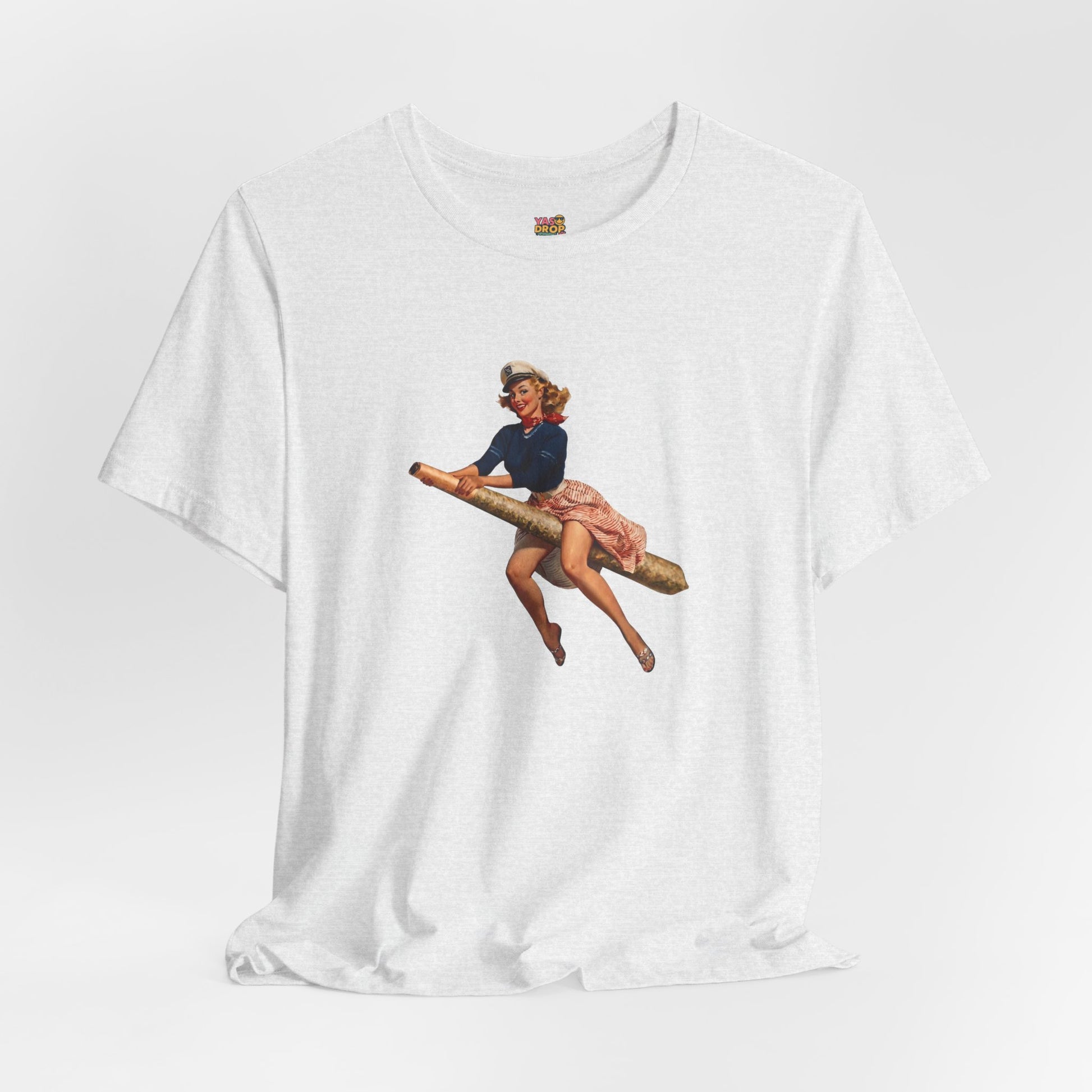 Retro Pin-Up Graphic Tee - Ironic Vintage Streetwear T-Shirt