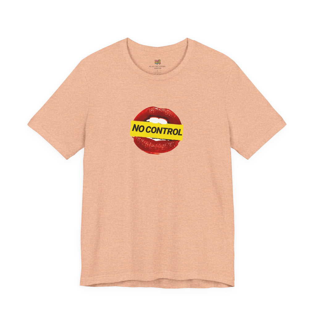 "No Control" Graphic Tee – Aesthetic Y2K Streetwear Graphic T-Shirt