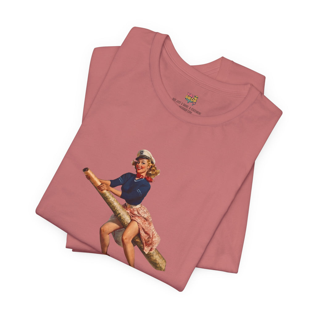 Retro Pin-Up Graphic Tee - Ironic Vintage Streetwear T-Shirt