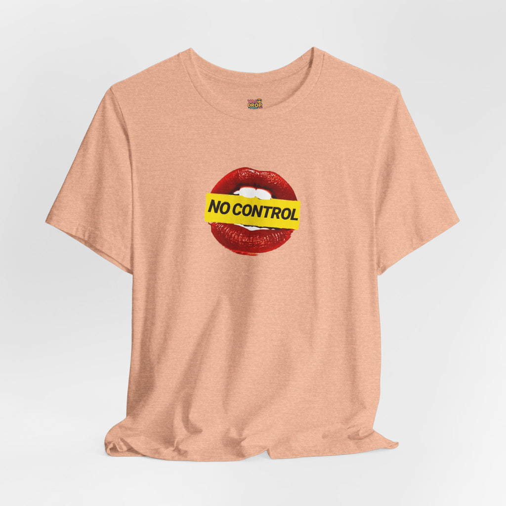 "No Control" Graphic Tee – Aesthetic Y2K Streetwear Graphic T-Shirt