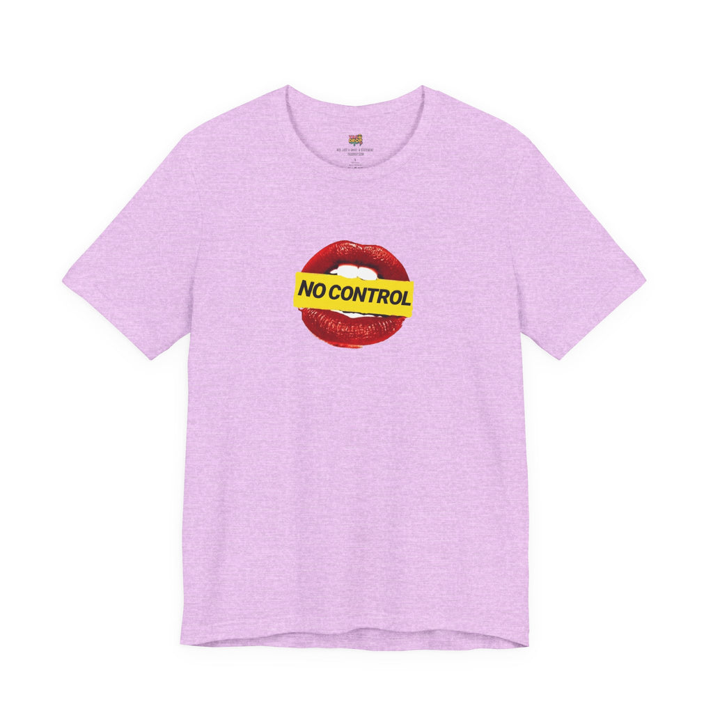 "No Control" Graphic Tee – Aesthetic Y2K Streetwear Graphic T-Shirt