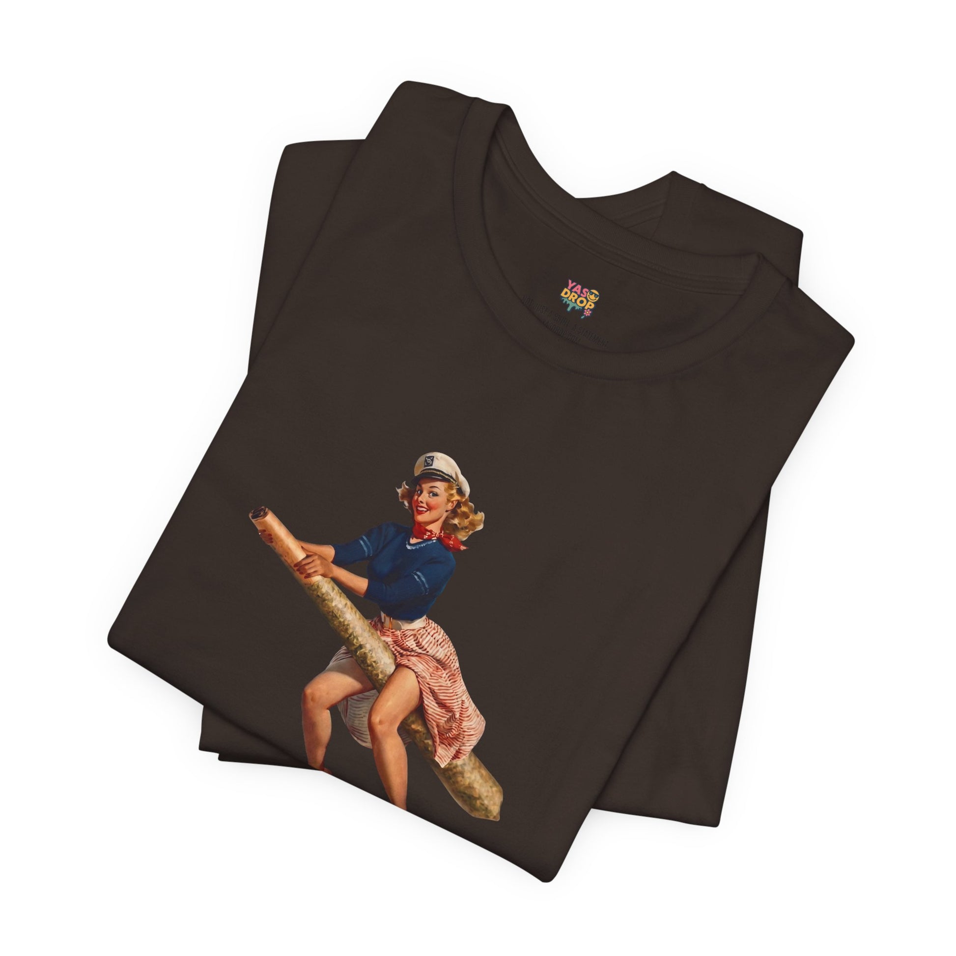 Retro Pin-Up Graphic Tee - Ironic Vintage Streetwear T-Shirt