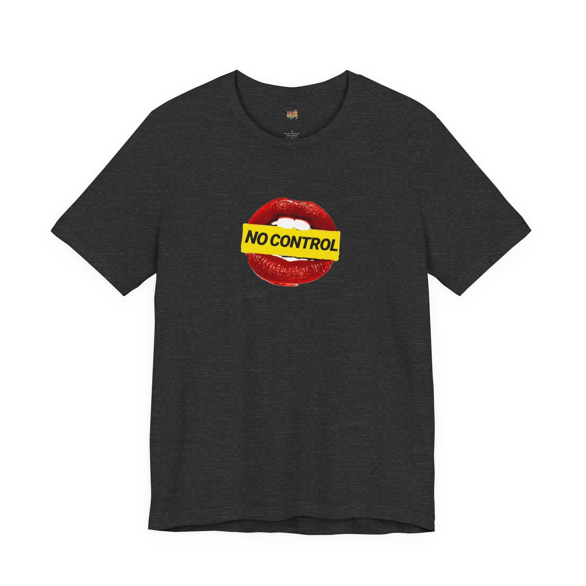"No Control" Graphic Tee – Aesthetic Y2K Streetwear Graphic T-Shirt