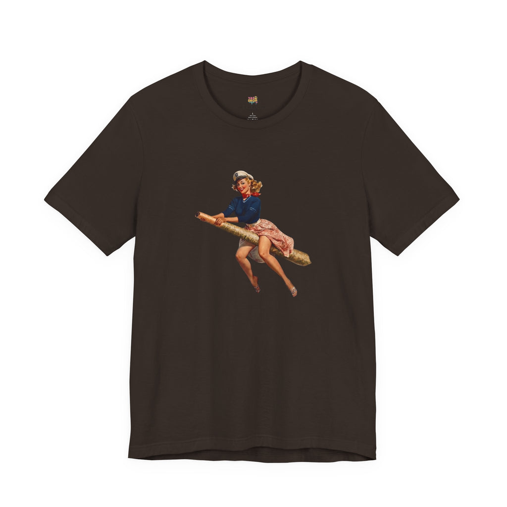 Retro Pin-Up Graphic Tee - Ironic Vintage Streetwear T-Shirt