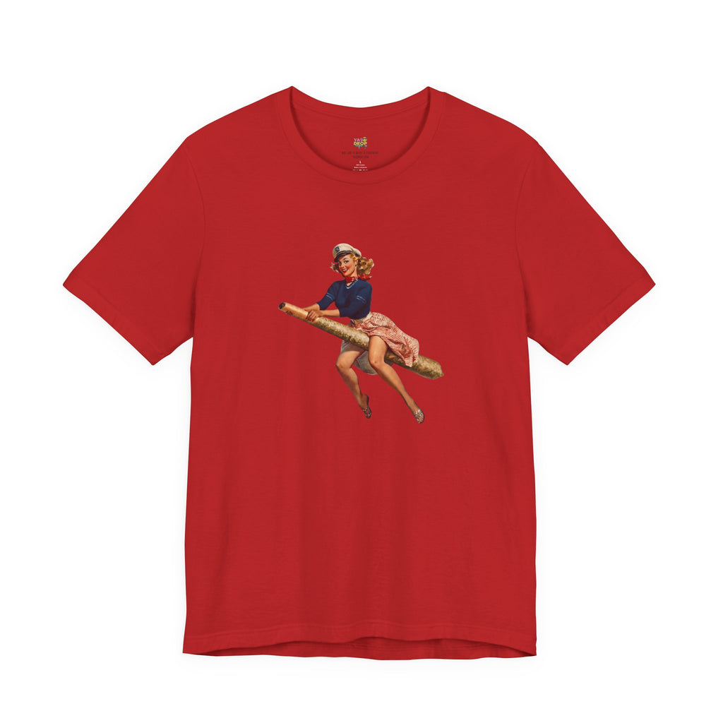 Retro Pin-Up Graphic Tee - Ironic Vintage Streetwear T-Shirt