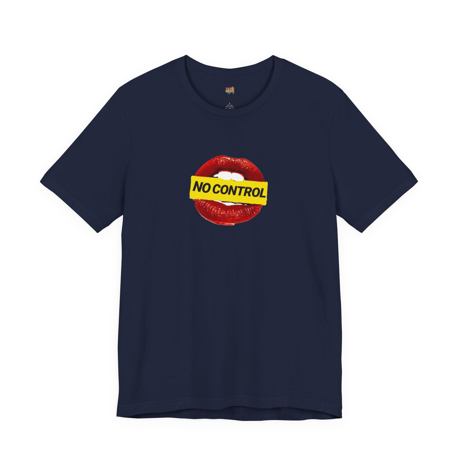 "No Control" Graphic Tee – Aesthetic Y2K Streetwear Graphic T-Shirt