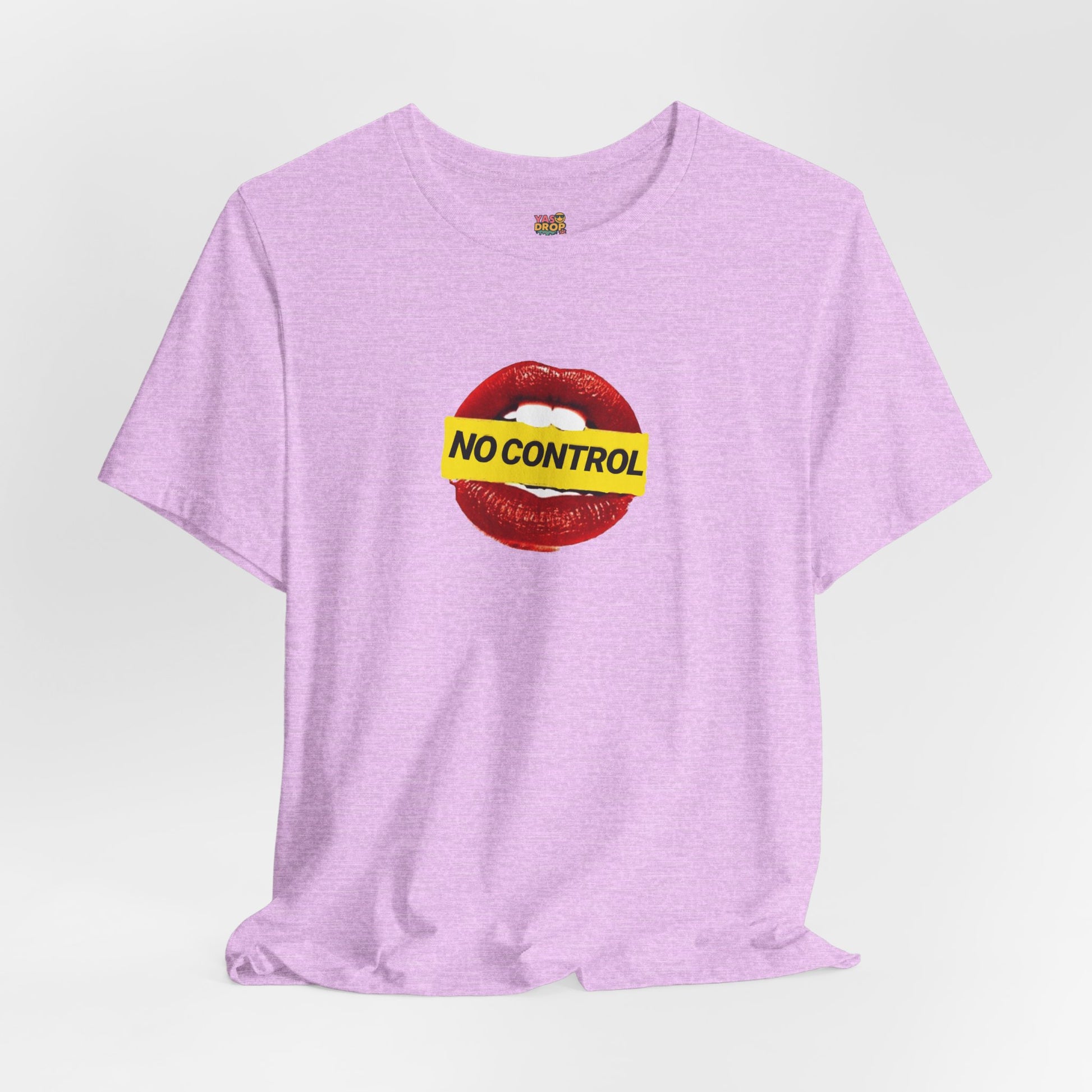 "No Control" Graphic Tee – Aesthetic Y2K Streetwear Graphic T-Shirt