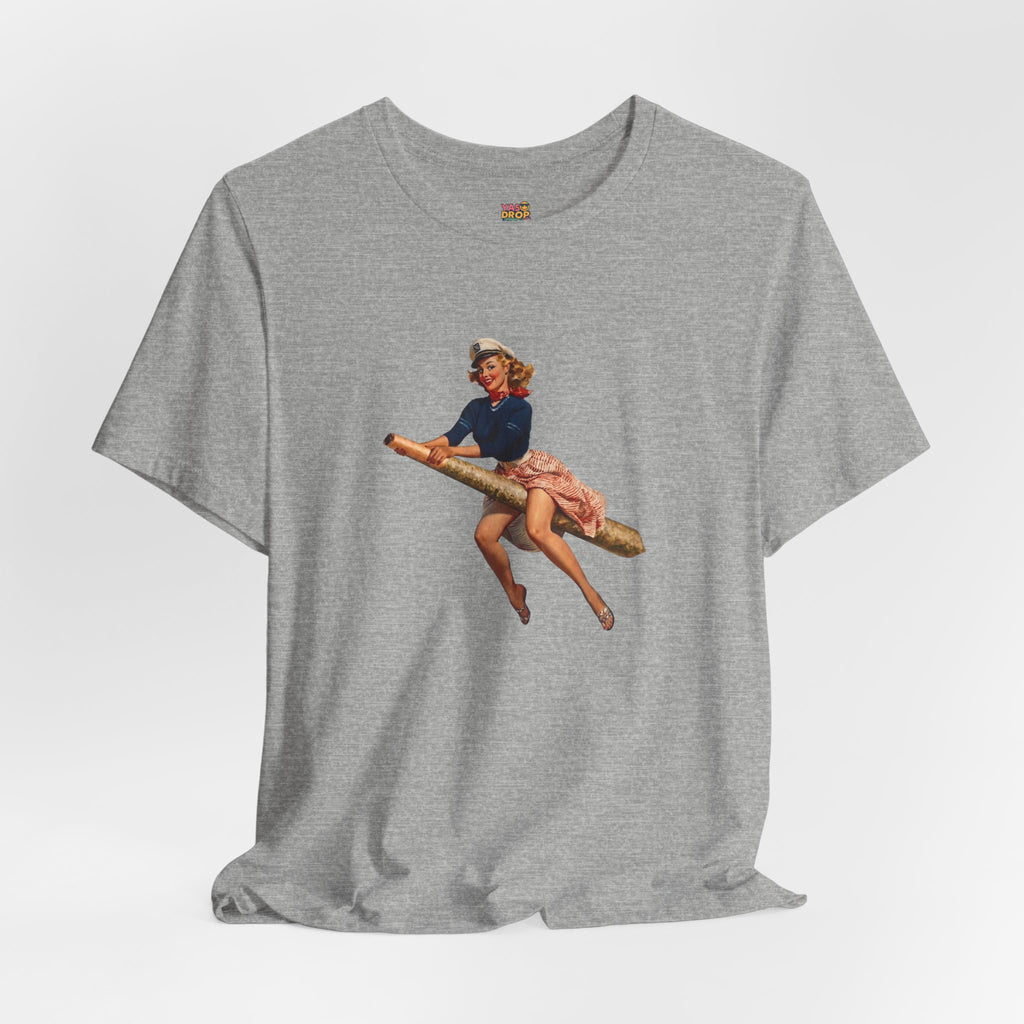 Retro Pin-Up Graphic Tee - Ironic Vintage Streetwear T-Shirt