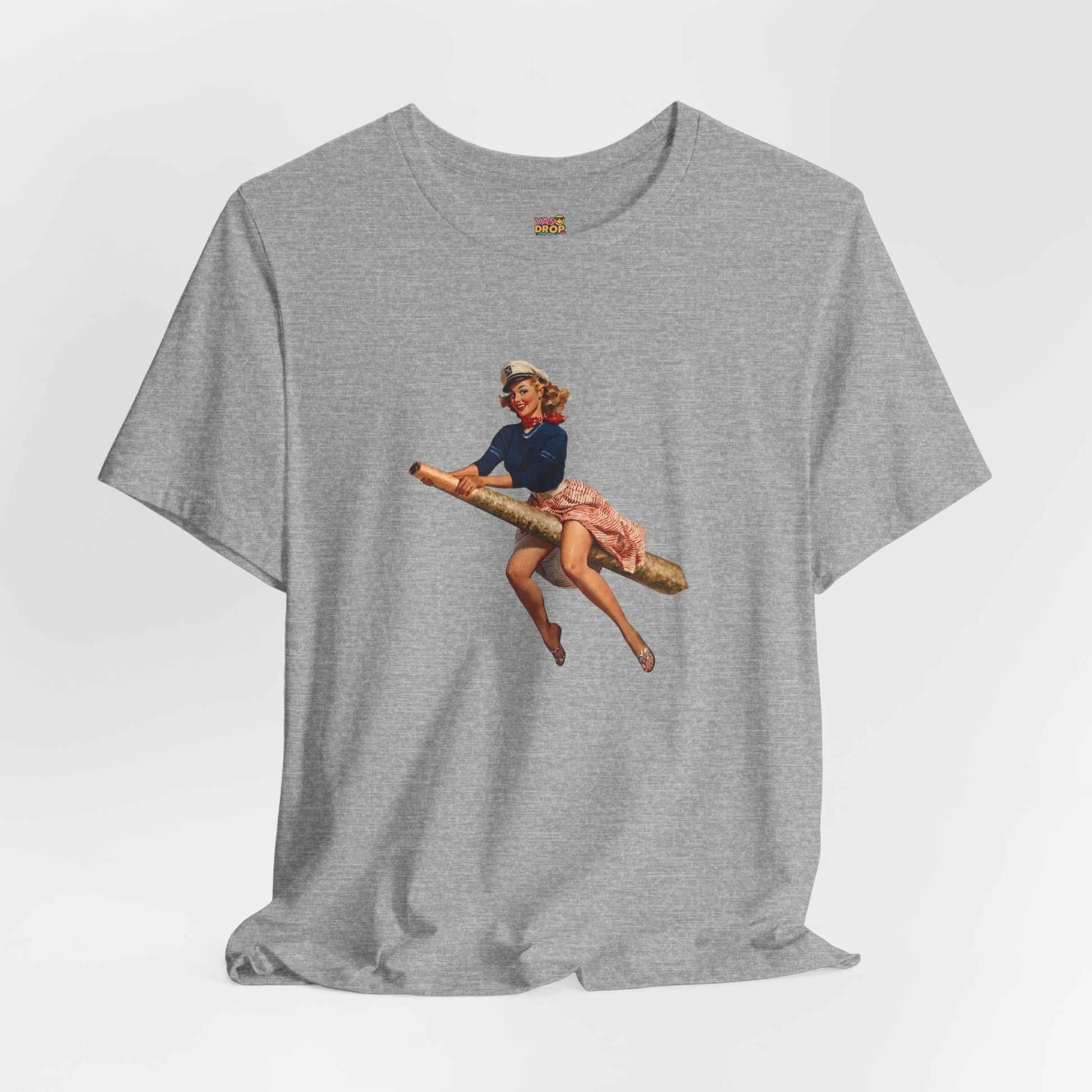 Retro Pin-Up Graphic Tee - Ironic Vintage Streetwear T-Shirt