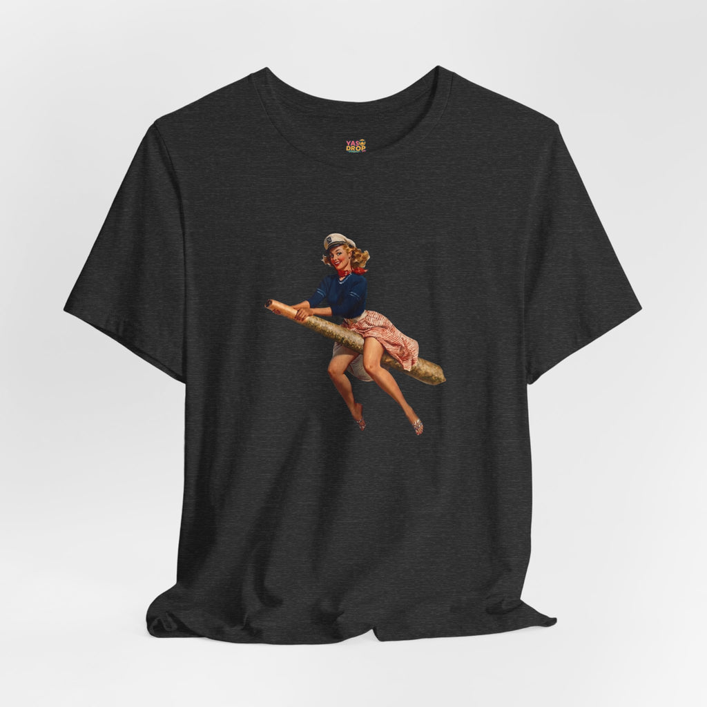 Retro Pin-Up Graphic Tee - Ironic Vintage Streetwear T-Shirt