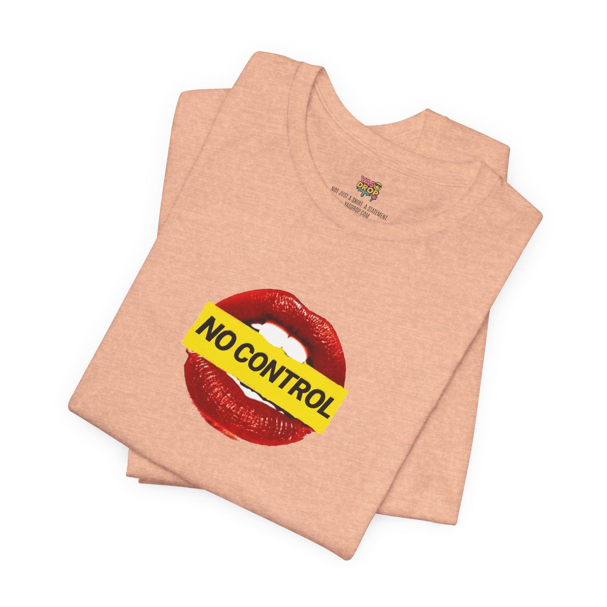 "No Control" Graphic Tee – Aesthetic Y2K Streetwear Graphic T-Shirt