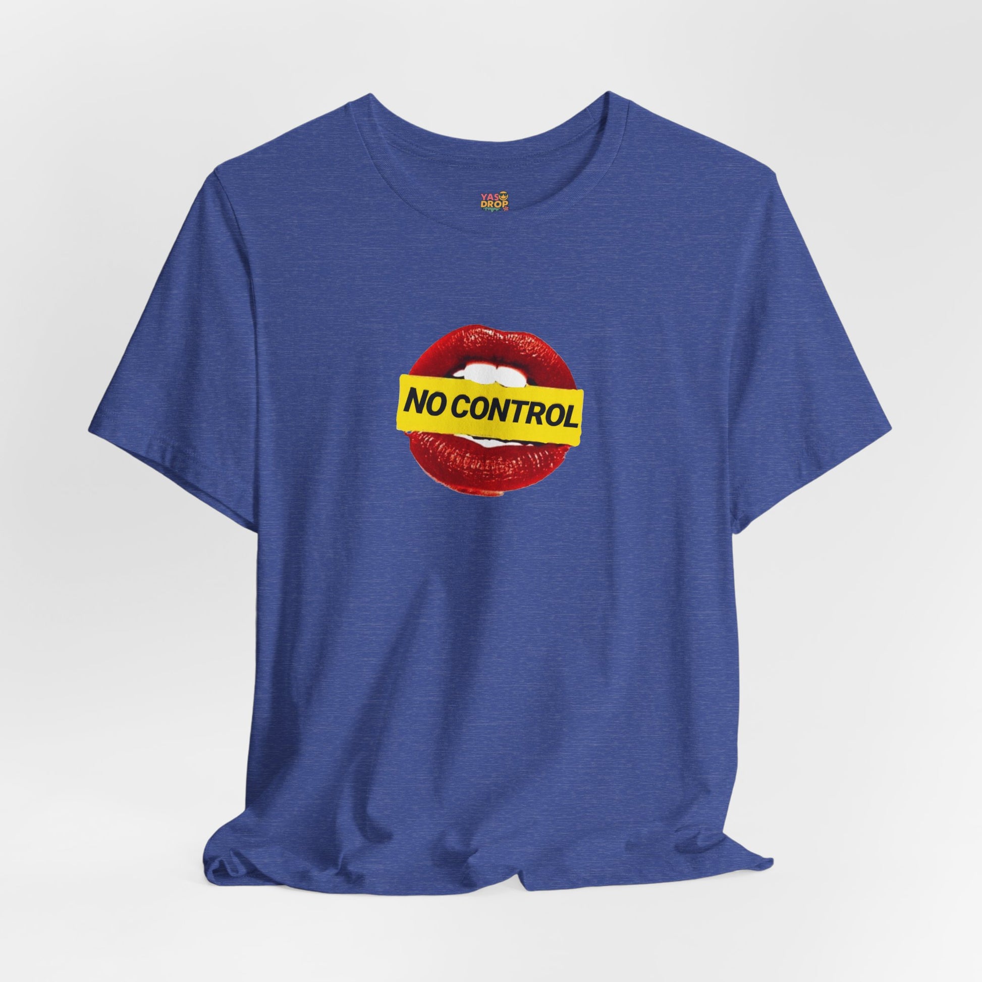 "No Control" Graphic Tee – Aesthetic Y2K Streetwear Graphic T-Shirt