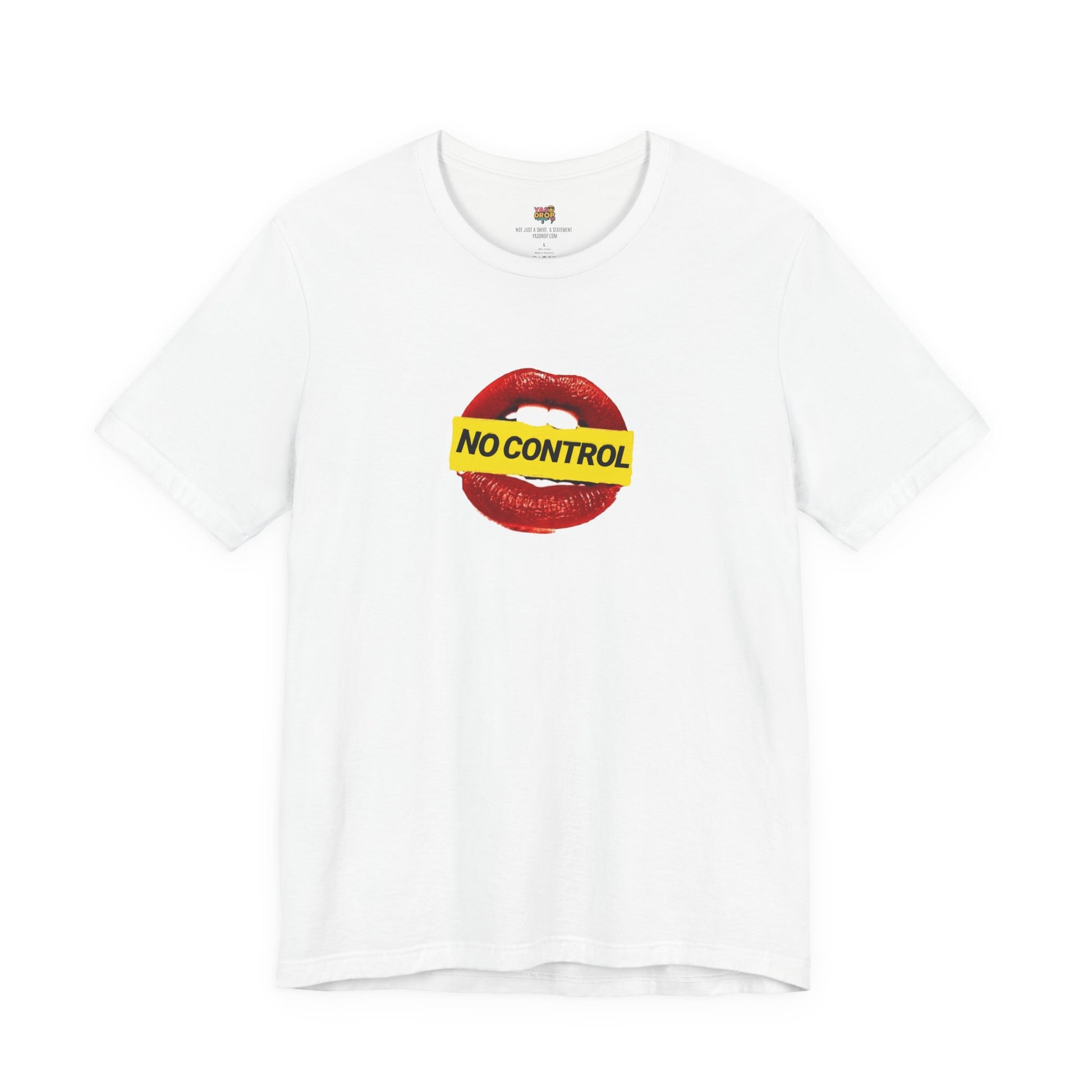 "No Control" Graphic Tee – Aesthetic Y2K Streetwear Graphic T-Shirt