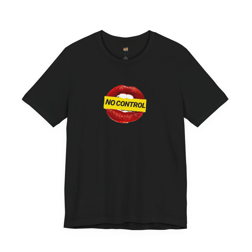 "No Control" Graphic Tee – Aesthetic Y2K Streetwear Graphic T-Shirt black