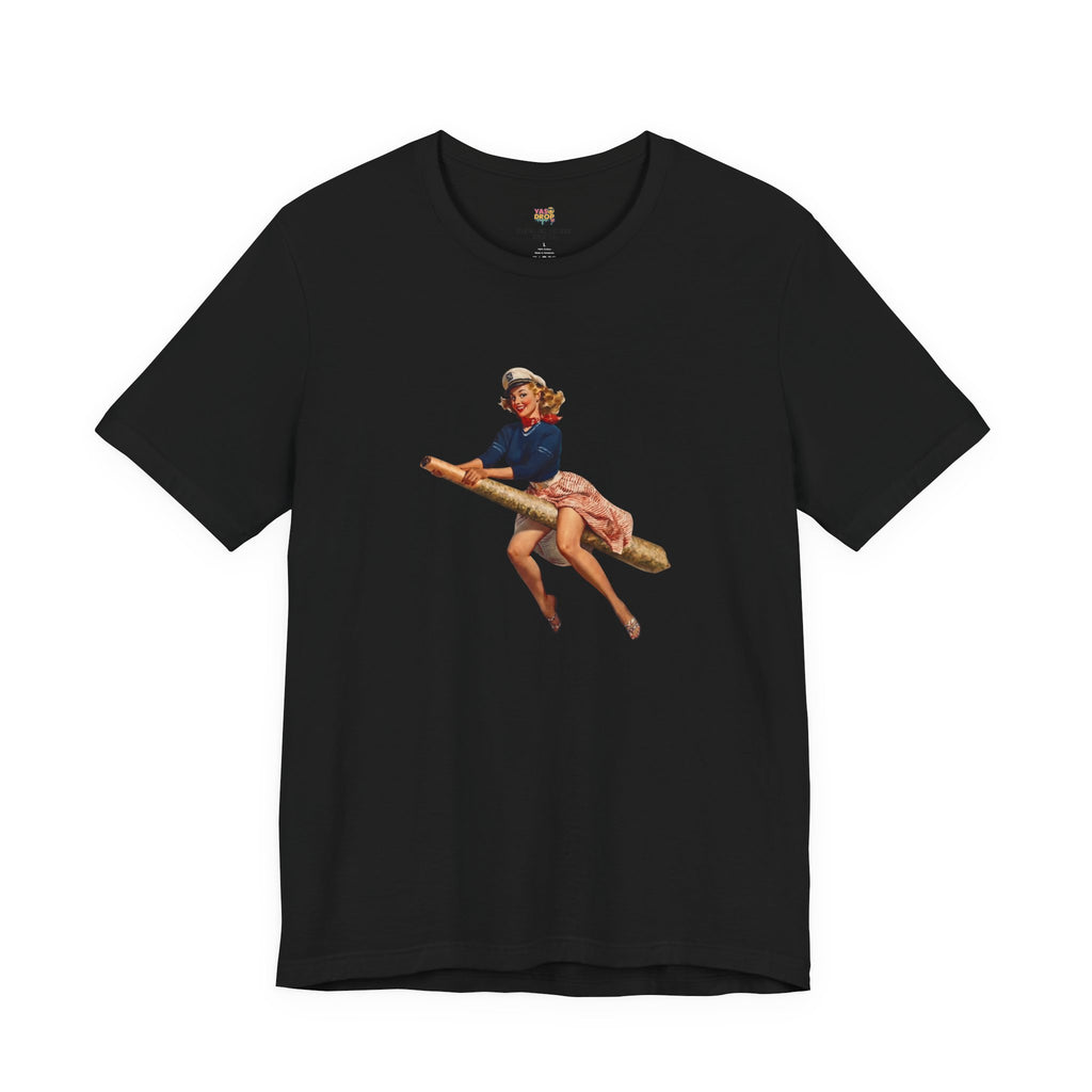 Retro Pin-Up Graphic Tee - Ironic Vintage Streetwear T-Shirt black