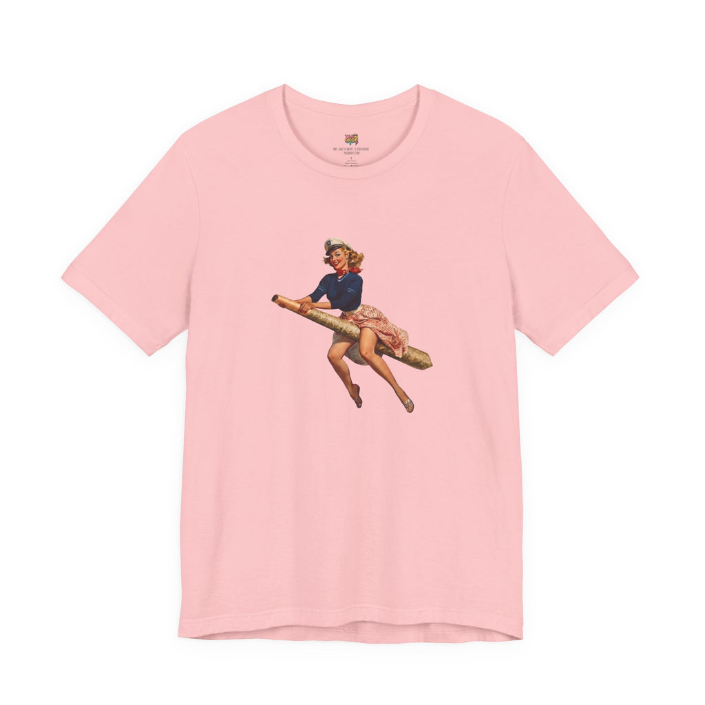 Retro Pin-Up Graphic Tee - Ironic Vintage Streetwear T-Shirt pink